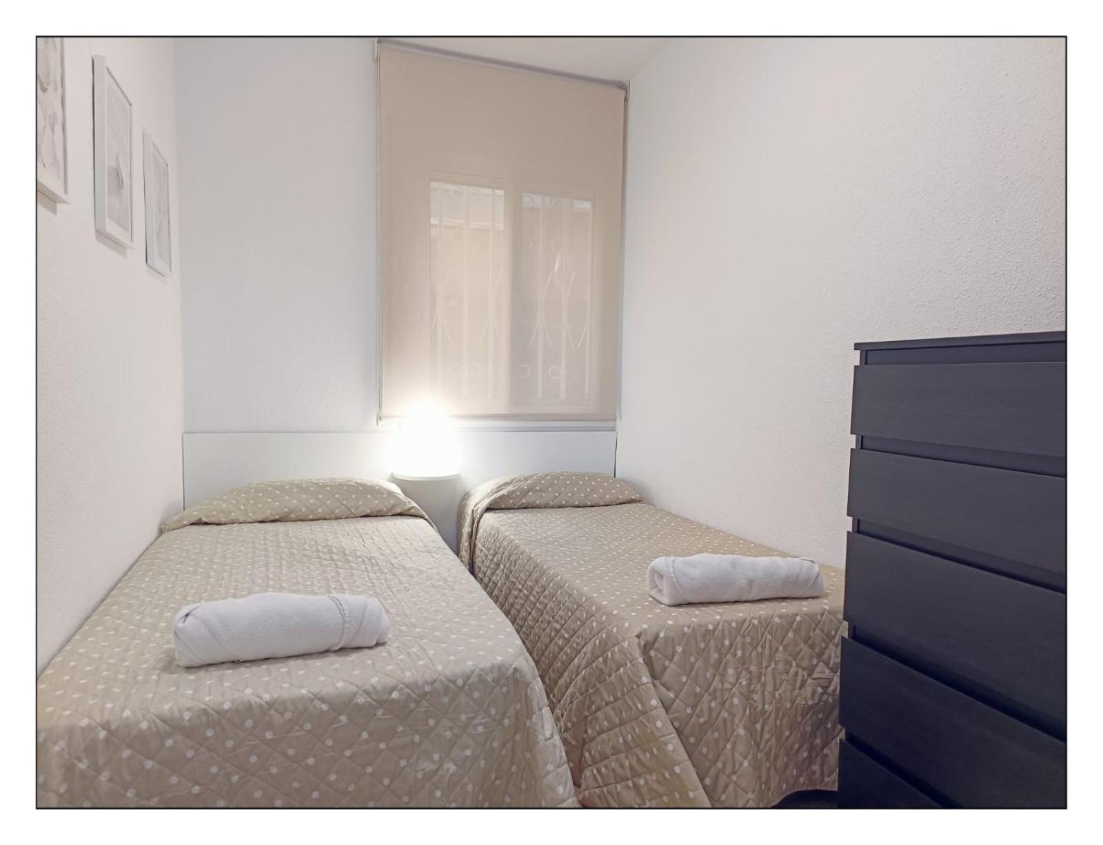 Apartamento - Wifi Free - Piscina - 50 M Playa Salou Buitenkant foto